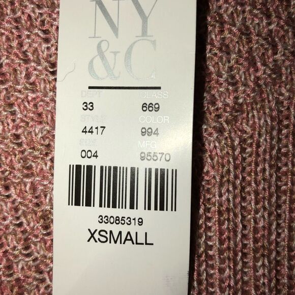 Women’s New York and Company Sweater   - Picture 7 of 8